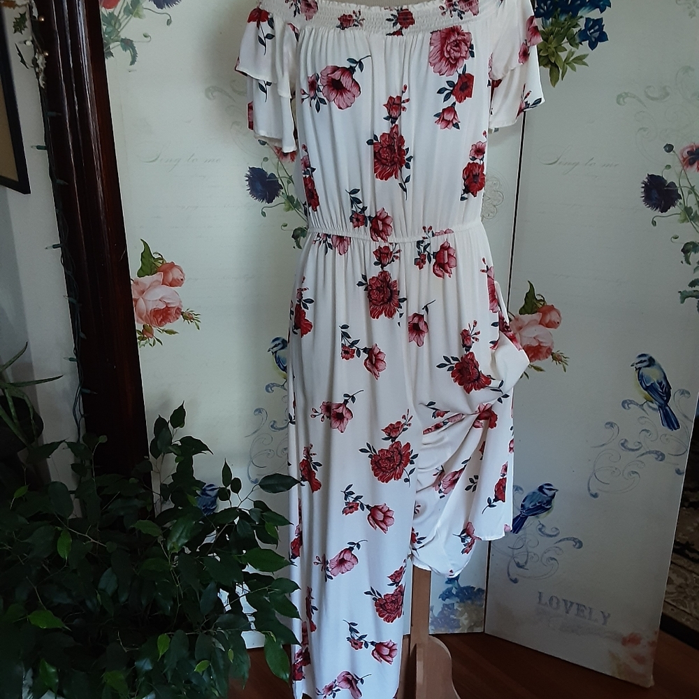 Jumpsuit - Picture 3 of 10